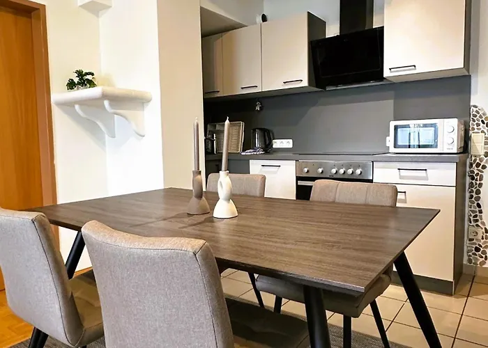 Am Fusse Der Burg شقة